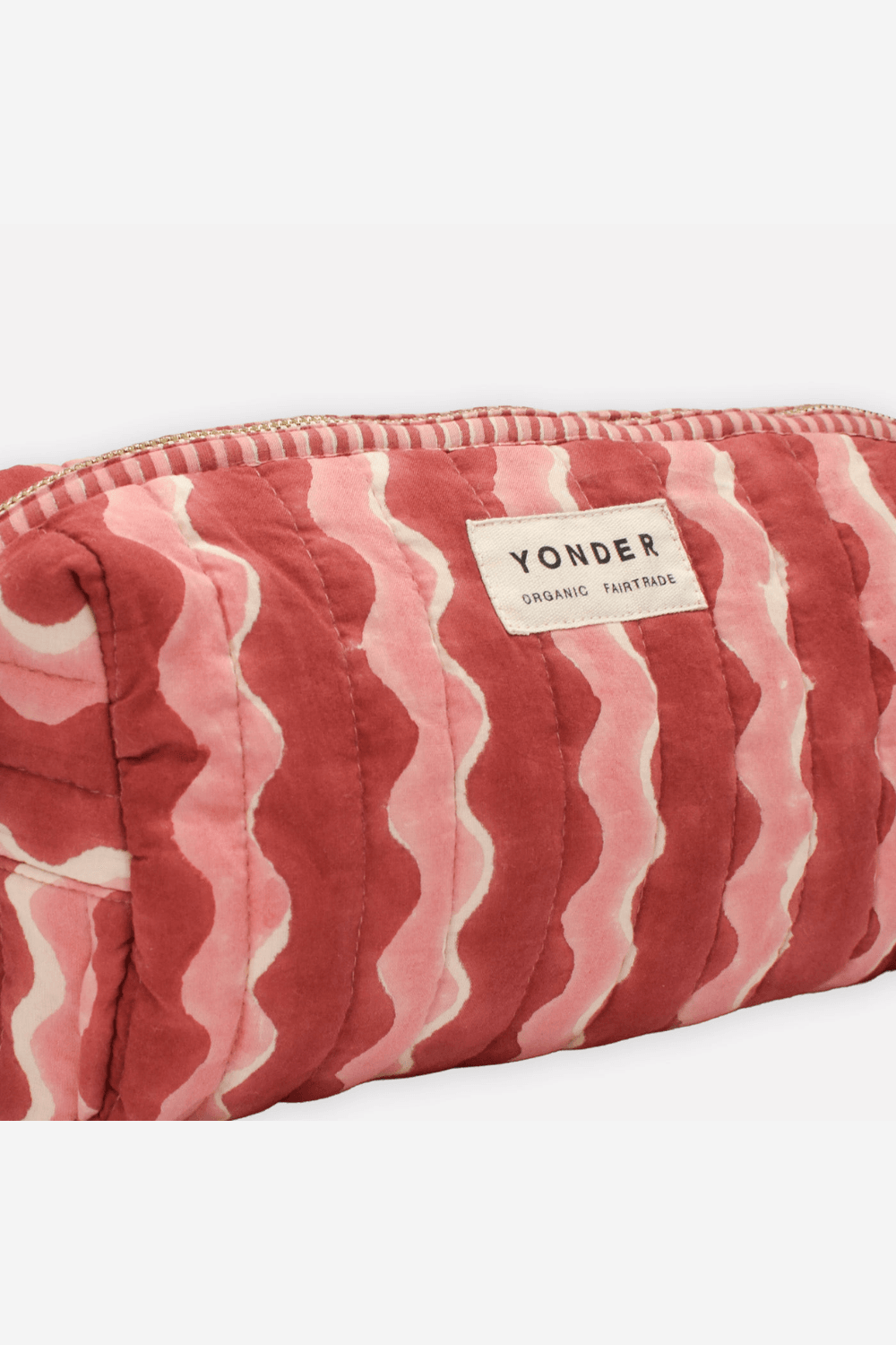 Quilted Wash Bag in Whirly Jam