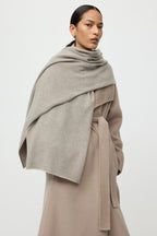 SOFT GOAT Knitted Scarf in Greige