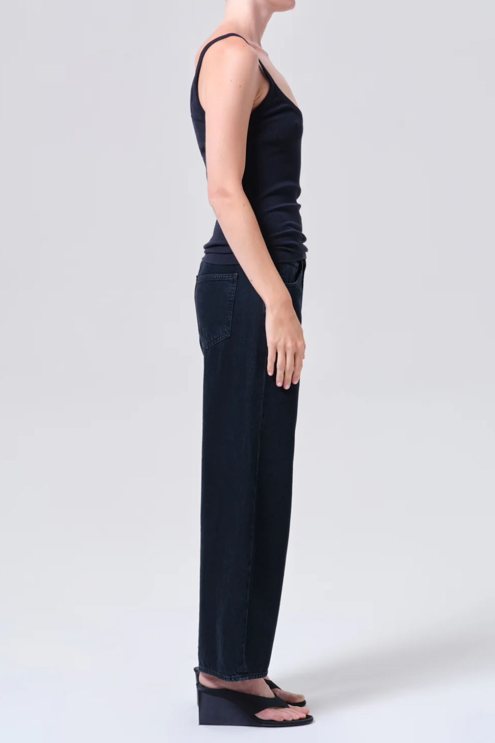 Low Curve Crop Jean in Crushed (Weightless)
