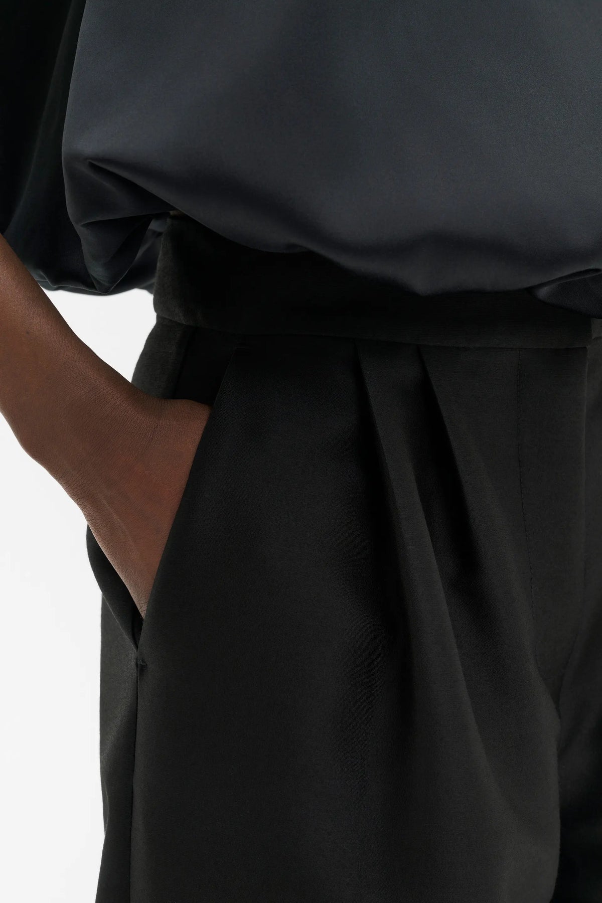 Malina Smilla Barrell Leg Wool-Silk Trousers