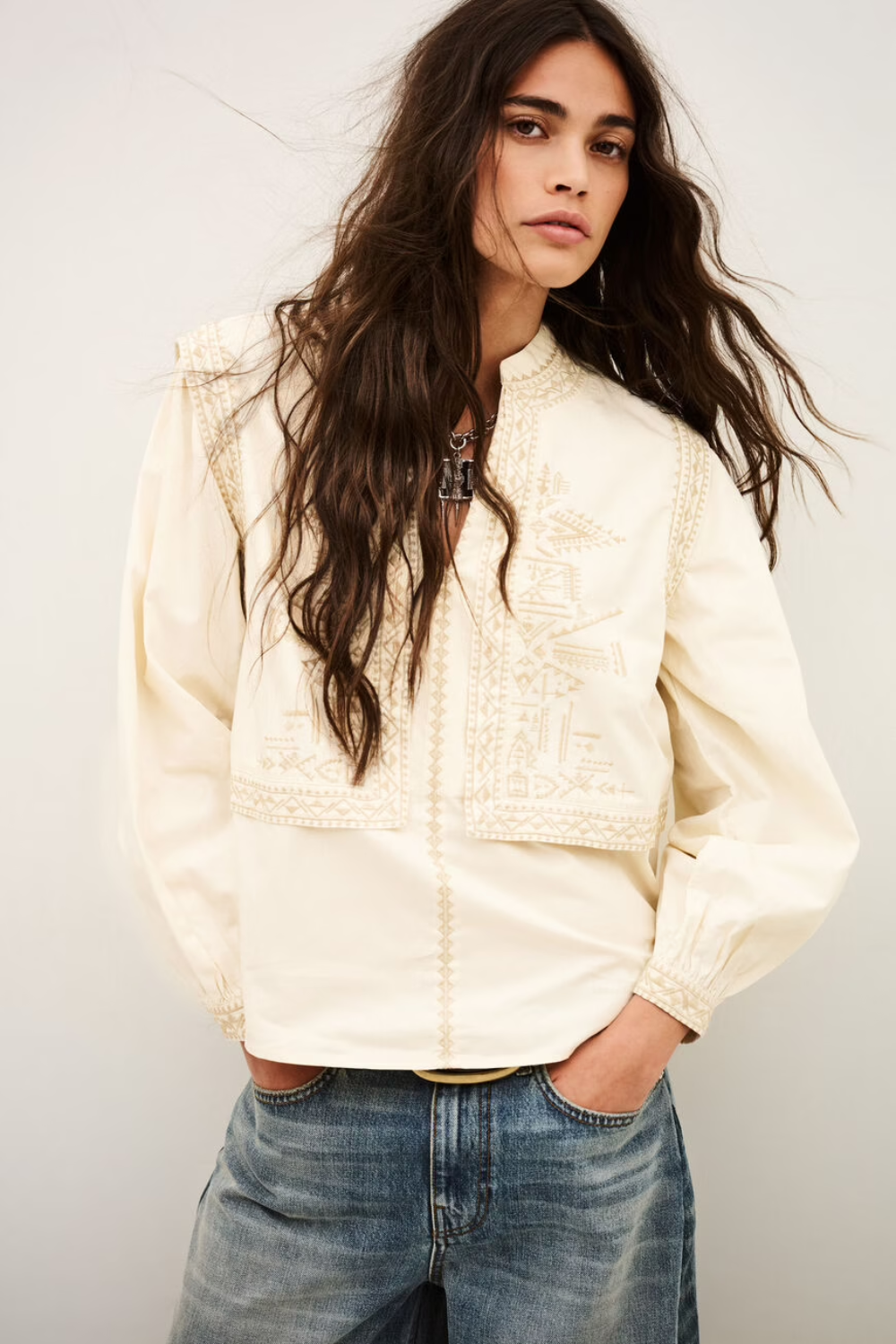 Laura Blouse in Ecru