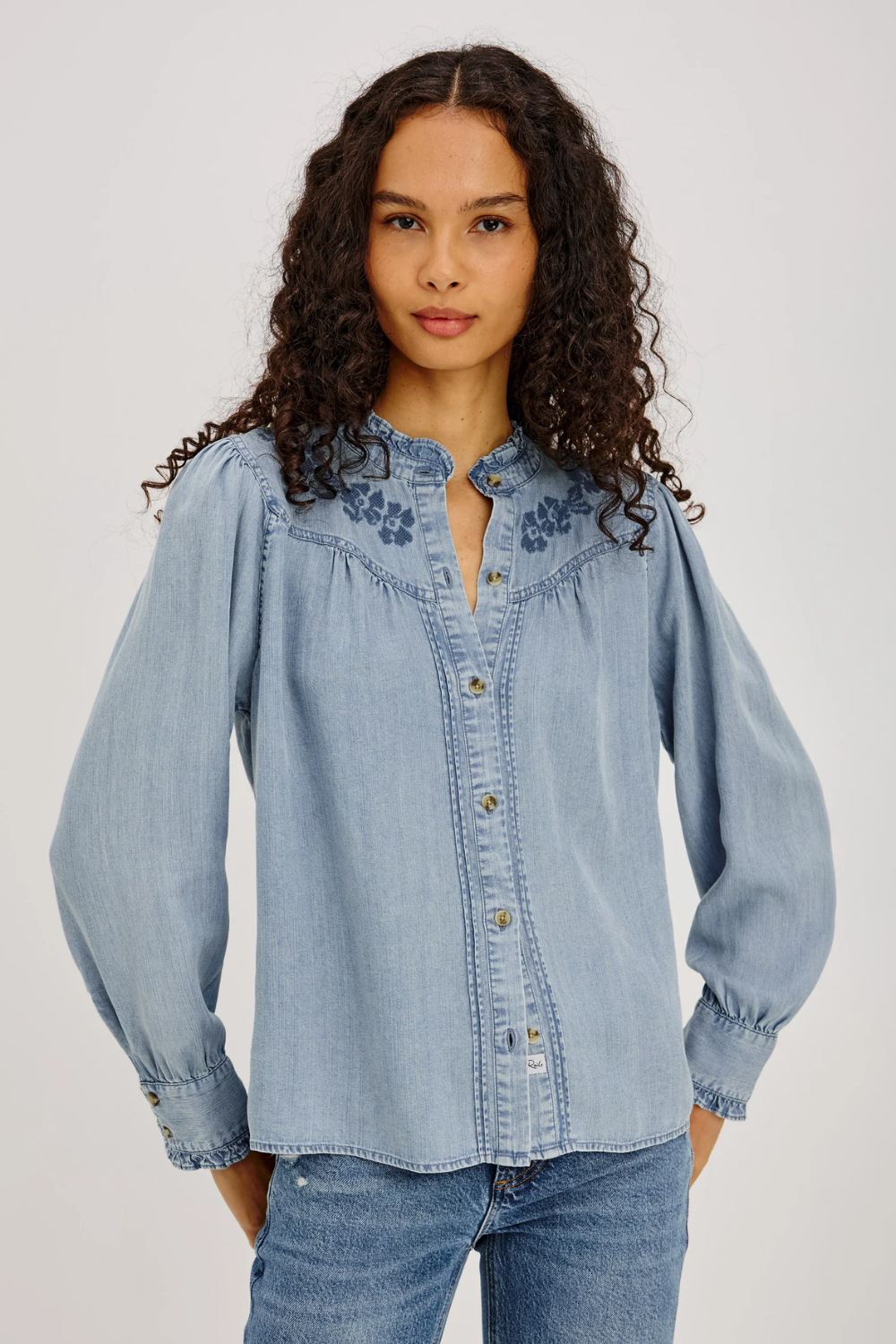 Alanna Blouse in Medium Cloud Wash