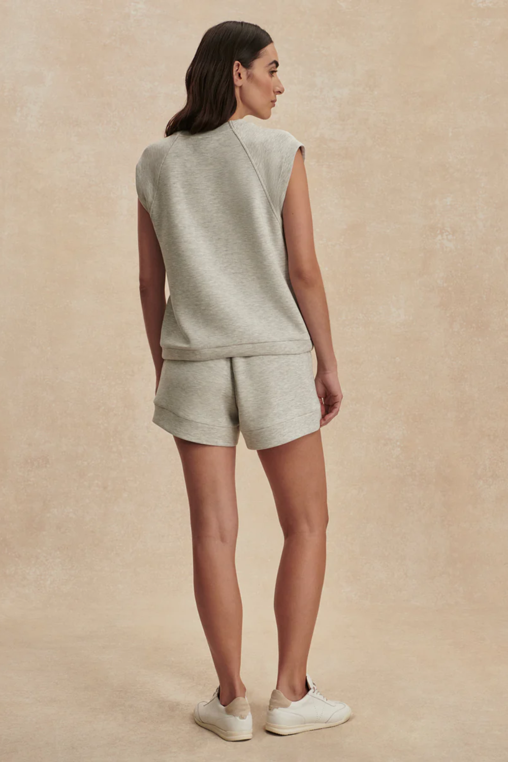 Varley Atrium High Rise Short 4.5 in Light Grey Marl
