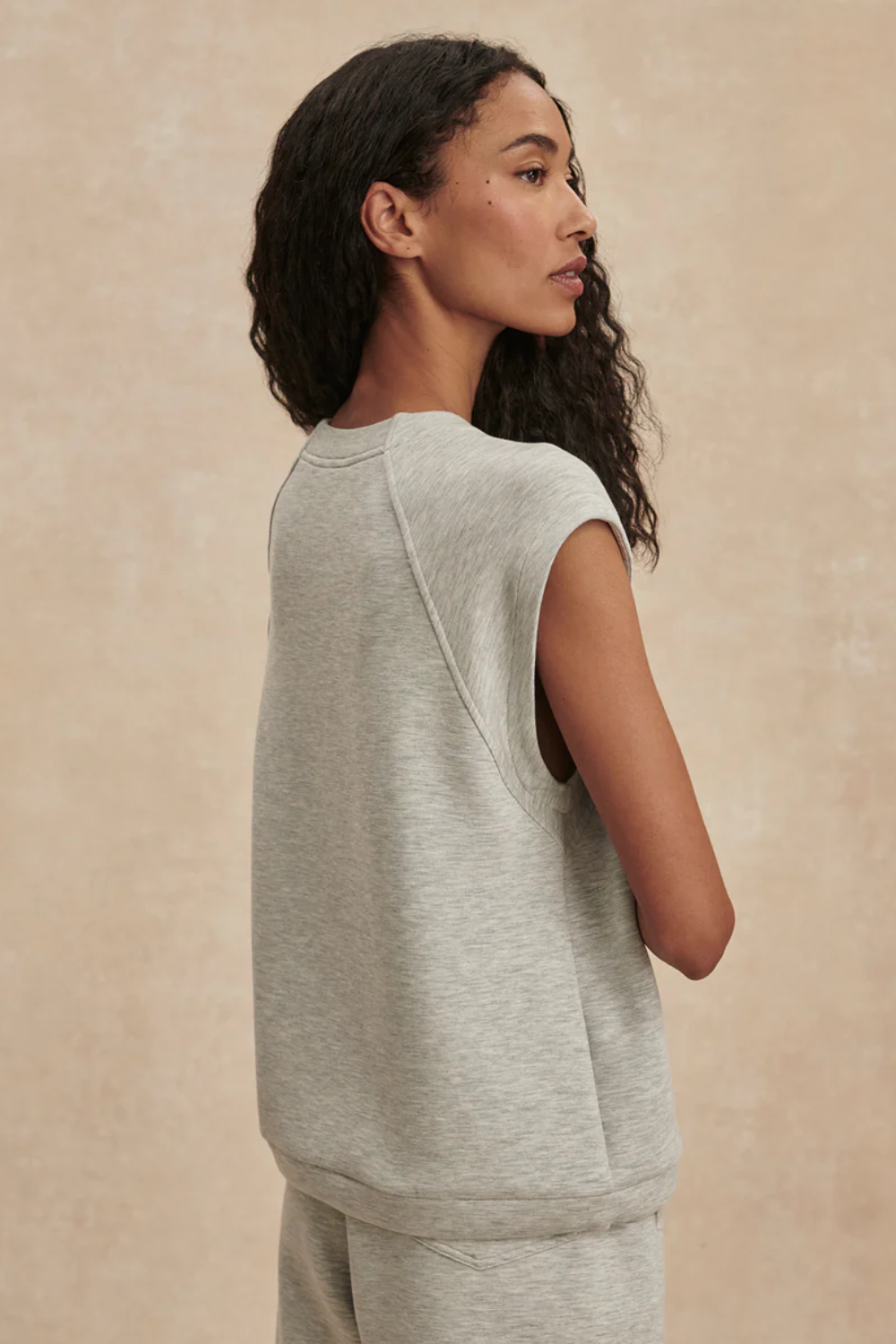 Varley Salome Raglan Tee in Light Grey Marl