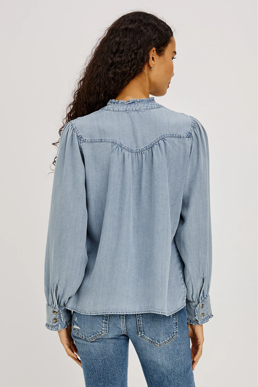 Alanna Blouse in Medium Cloud Wash