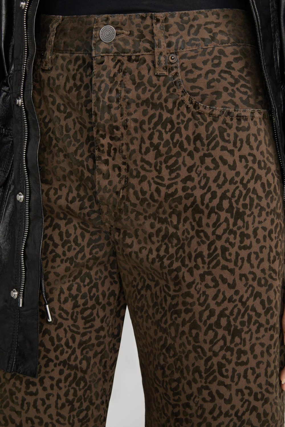 The Bow High Rise Curved Leg Crop Flocked in Sandcat