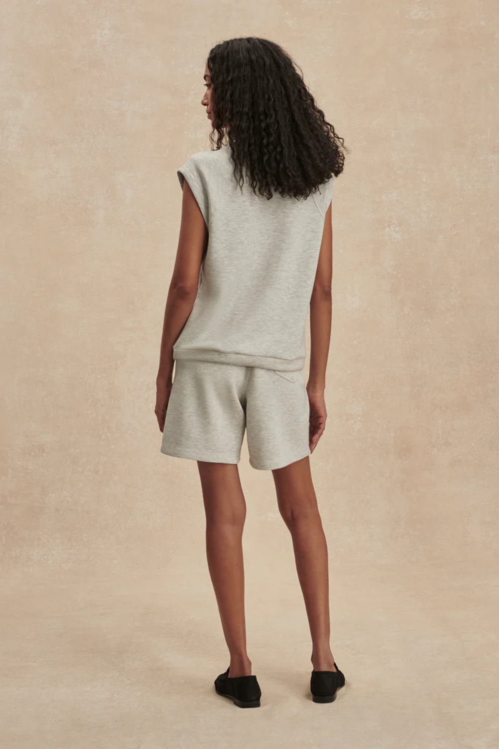 Varley Salome Raglan Tee in Light Grey Marl