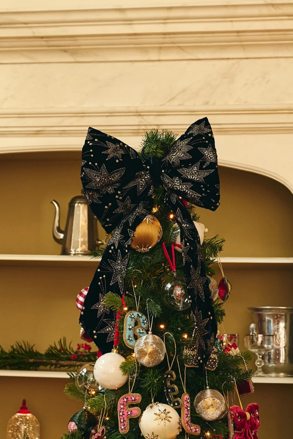 Anna + Nina Velvet Starry Eve Small Wall Decoration