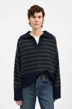 Skall Studio Dean V-Neck Jumper in Navy / Dark Green Stripe