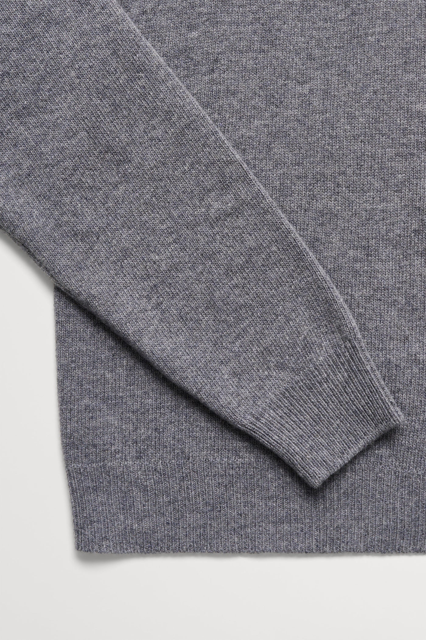 Skall Studio Drew O-Neck in Stone Melange