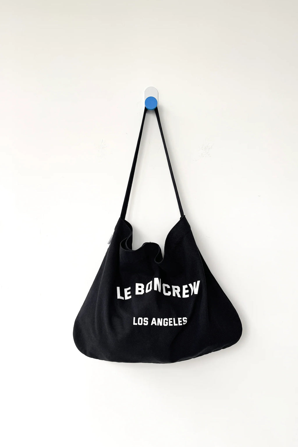 Le Bon Crew Happy Carry Bag in Black