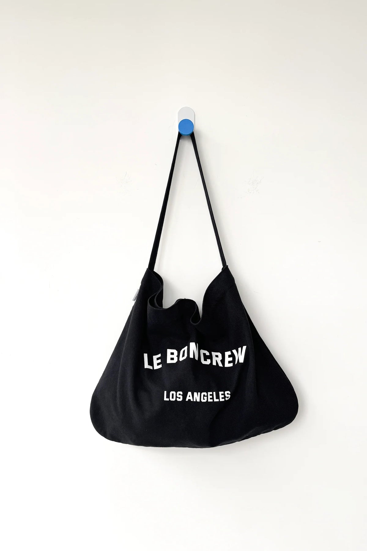 Le Bon Crew Happy Carry Bag in Black