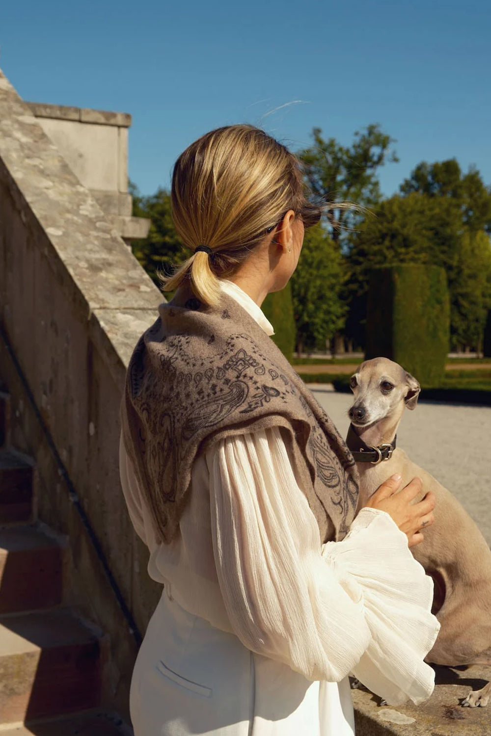 Lescarf Cashmere Paisley Scarf in Greige 65cm