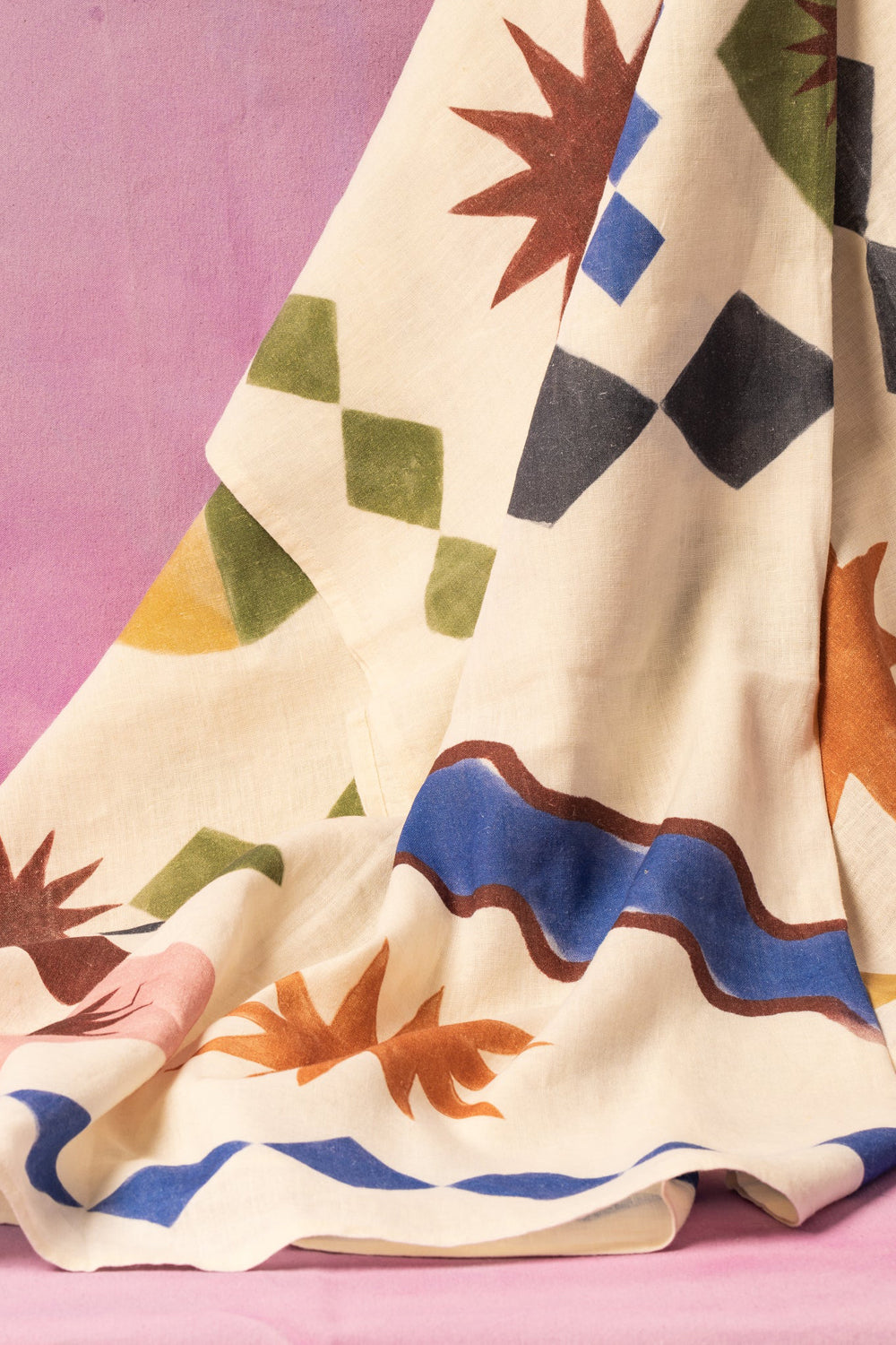 Maegen Good Tablecloth - 200cm x 160cm