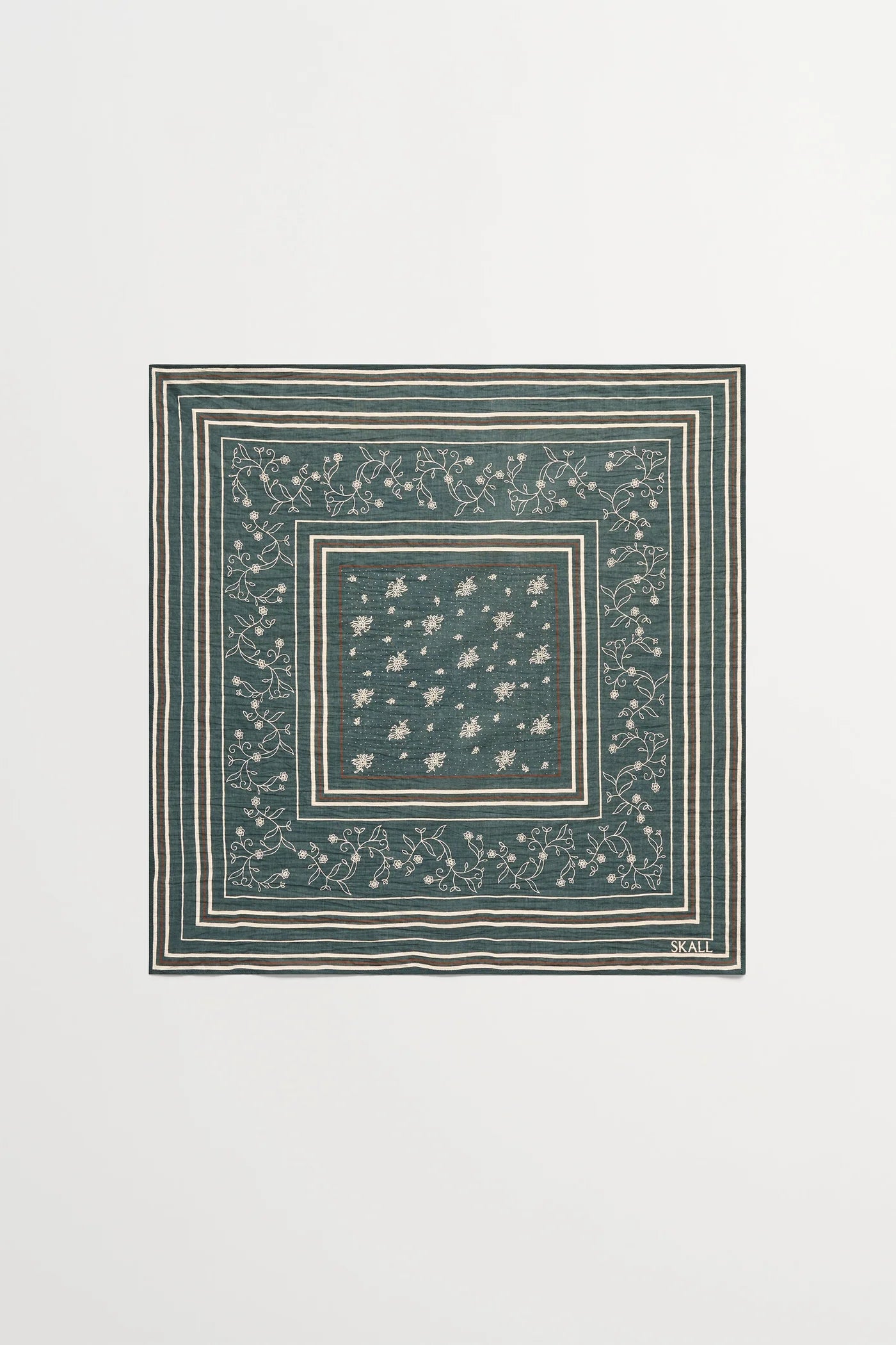 Skall Classic Scarf in Dark Green/Brown