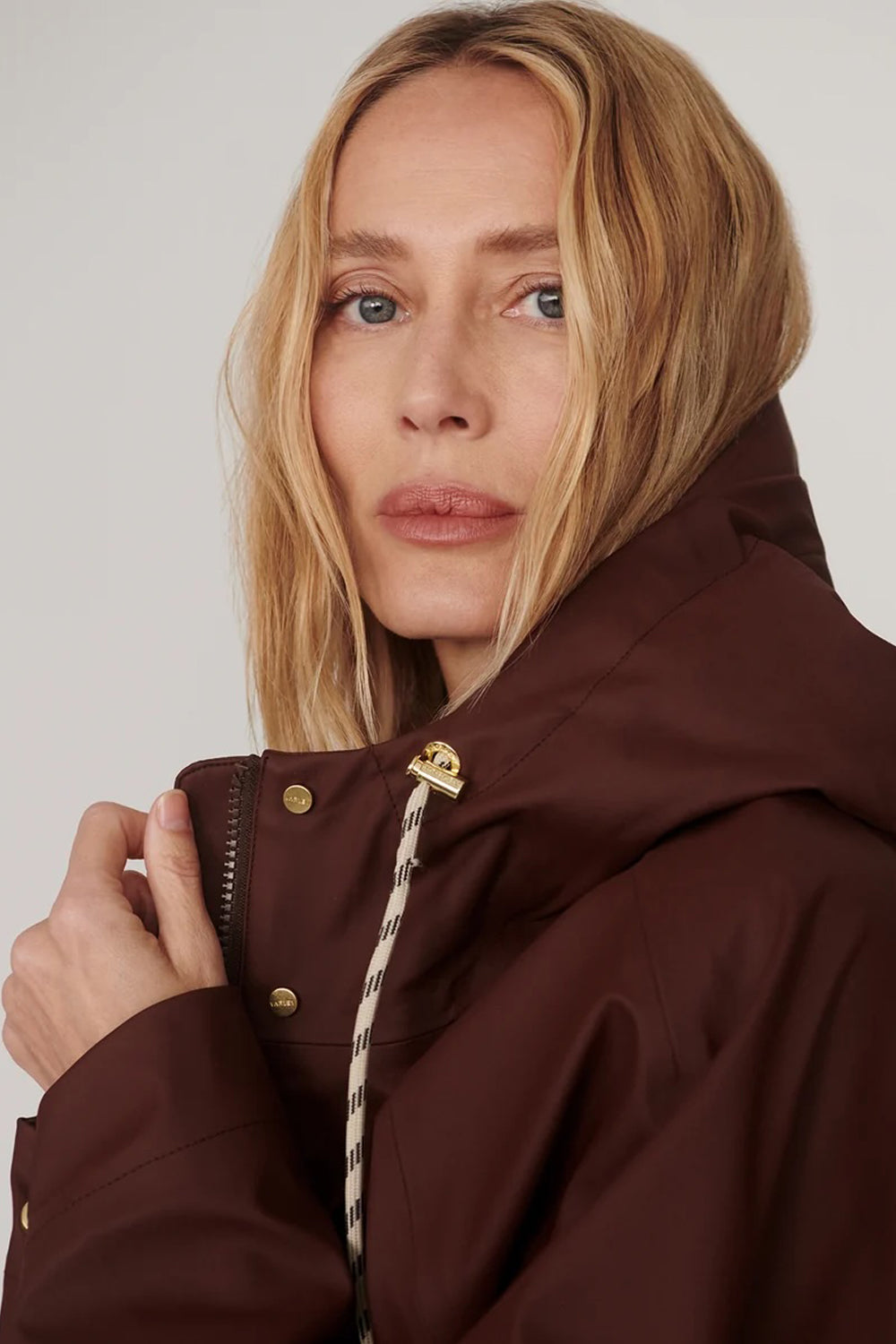 Varley Tovera Long Rain Jacket in Deep Mahogany