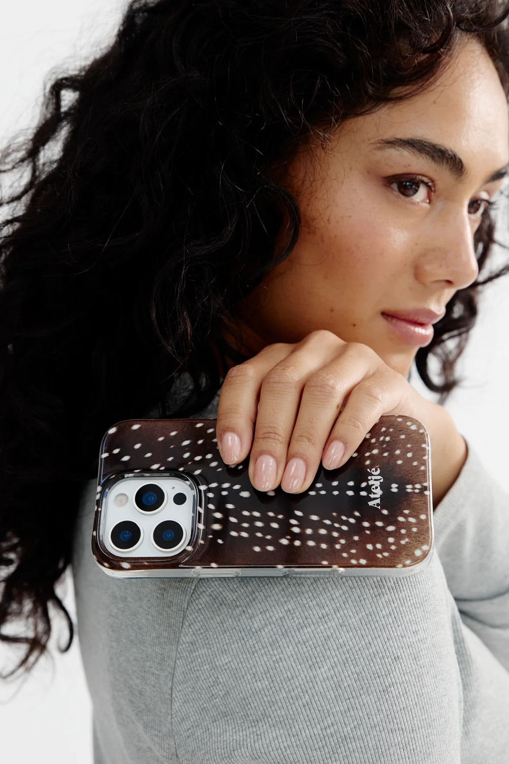 Atelje Iphone 17 Phone Case in Bambi