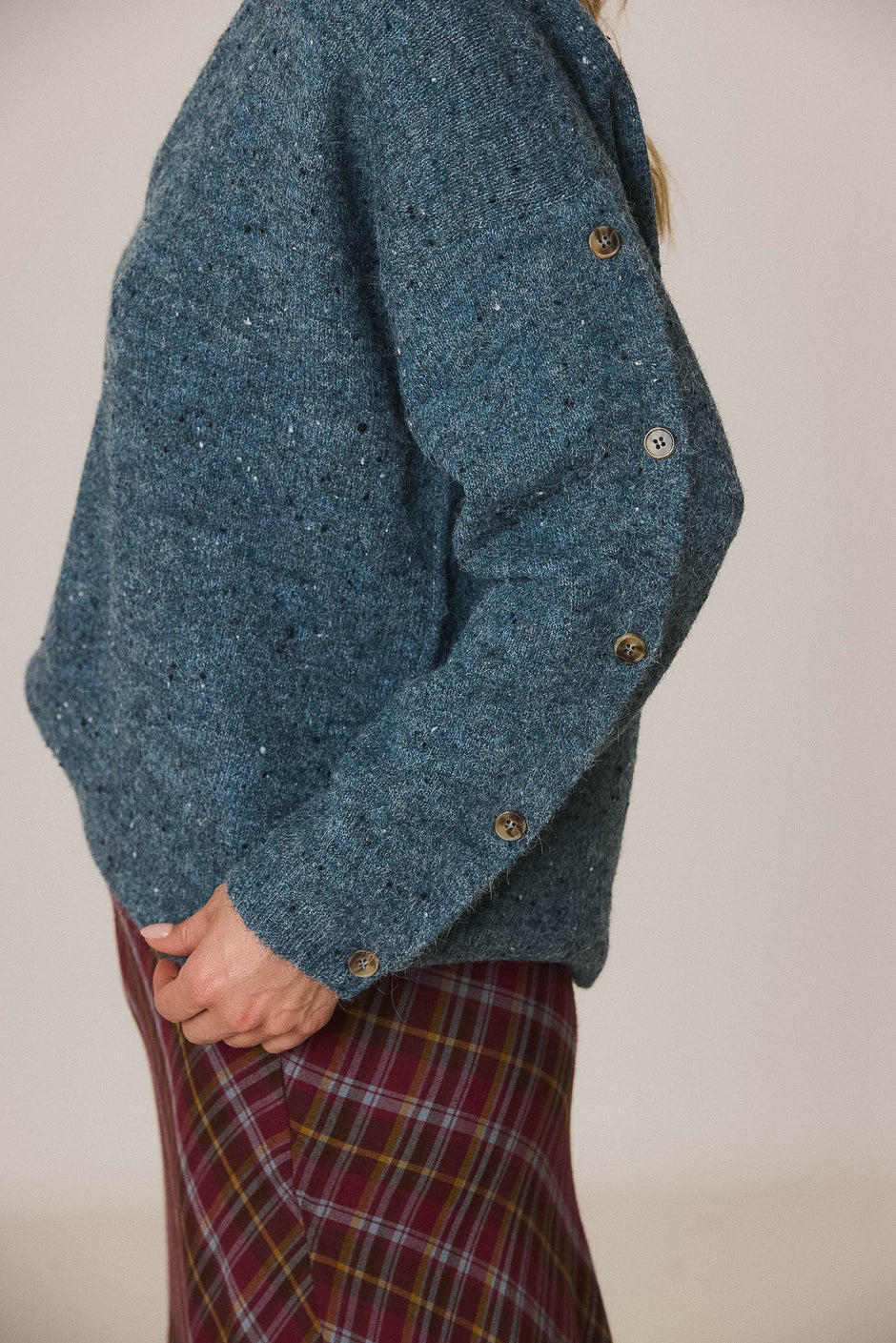 Indi & Cold Buttoned Sleeve V-Neck Neps Sweater in Blue Marl